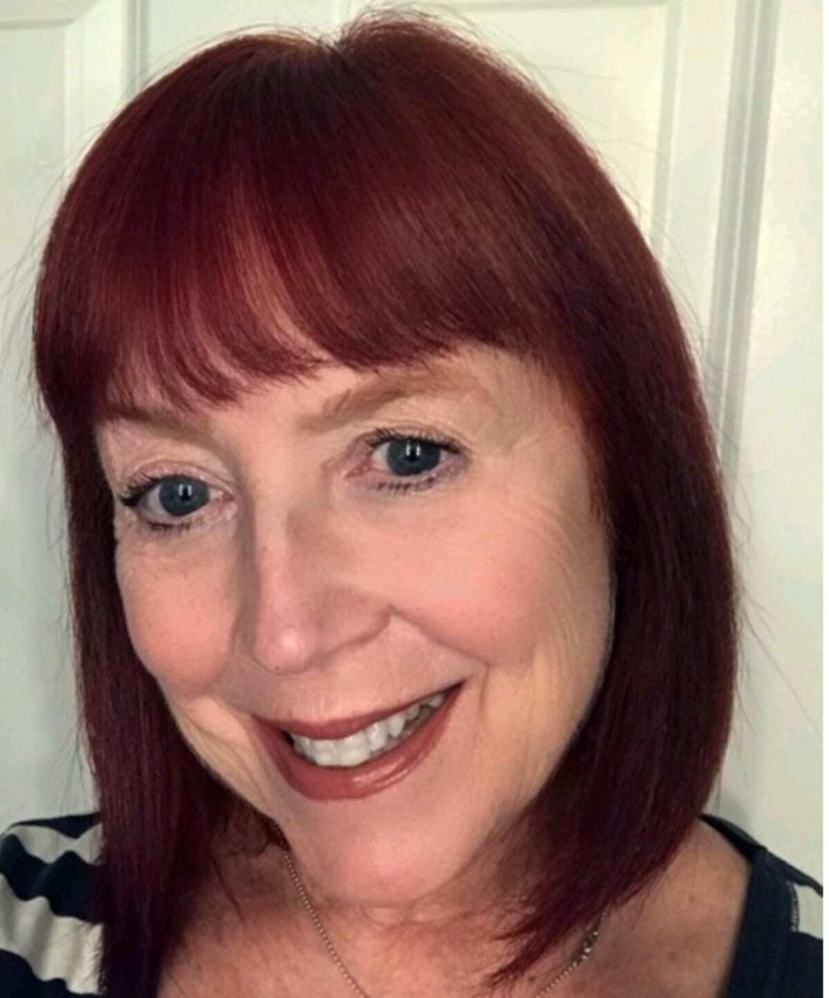 Beautiful older redheaded lifestyle blogger from Never Say Die Beauty